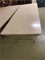 8 foot foldable table