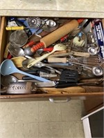 Drawer contents bring boxes