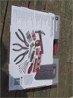 Greatneck 150 piece Homeowners tool set New