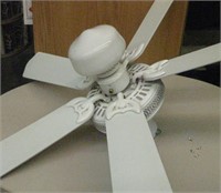 White 5 Blade Ceiling Fan - Complete - Works