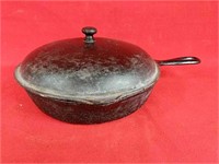 Cast Iron Skillet w/ Lid