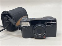 Olympus Superzoom AF Camera with Case VTG