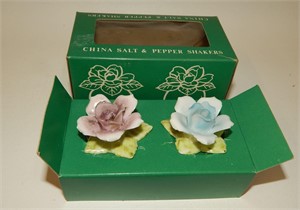Bone China Applied Flowers in Box