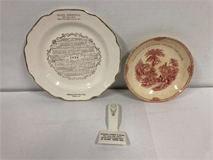Advertising dishes and scraper