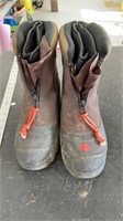 Ranger boots size 9