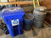 Shop-Recycle Bin & 2 garbage bins