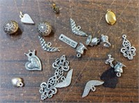 LOT OF ASST. SMALL PENDANTS / CHARMS