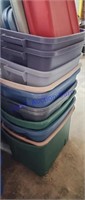 11 tote lot  18 gallon  Rubbermaid