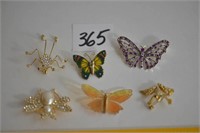 Lot of 6 Broaches, Butterfly's, Frog, Bee