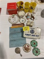 BNSF FIRST AID KIT, HOLT HOWARD HOLLYLIGHT SET,