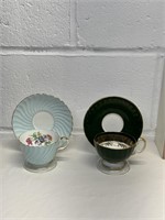 Aynsley Teacups and Saucers-VG