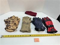 4 Pair Winter Gloves