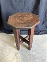 Wooden Plant Stand 12" Diameter x 17"