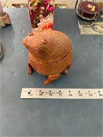 wicker frog lidded basket