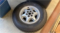235/75/15 6 bolt rim tire