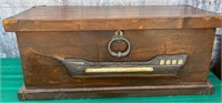 11 - VINTAGE KEEPSAKE BOX 11X25" (Y52)