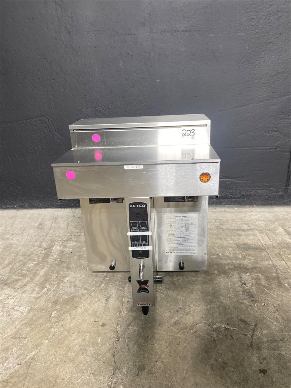 Fetco CBS-2032E Automatic .5 gal Twin Coffee Brewr