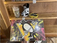 PENGUINS GLASS ICE SKATE COOZIE & FIDGET TOY