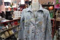 LADIES EMBROIDERED JACKET - NECKLACE - NOT DISPLAY