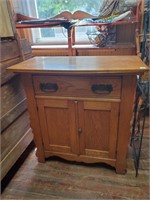 Antique Oak 1 Drawer over 2 Doors Wash Stand-30t