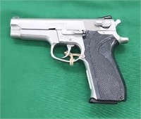 Smith & Wesson  Model 5906 9MM SN:TYD1784