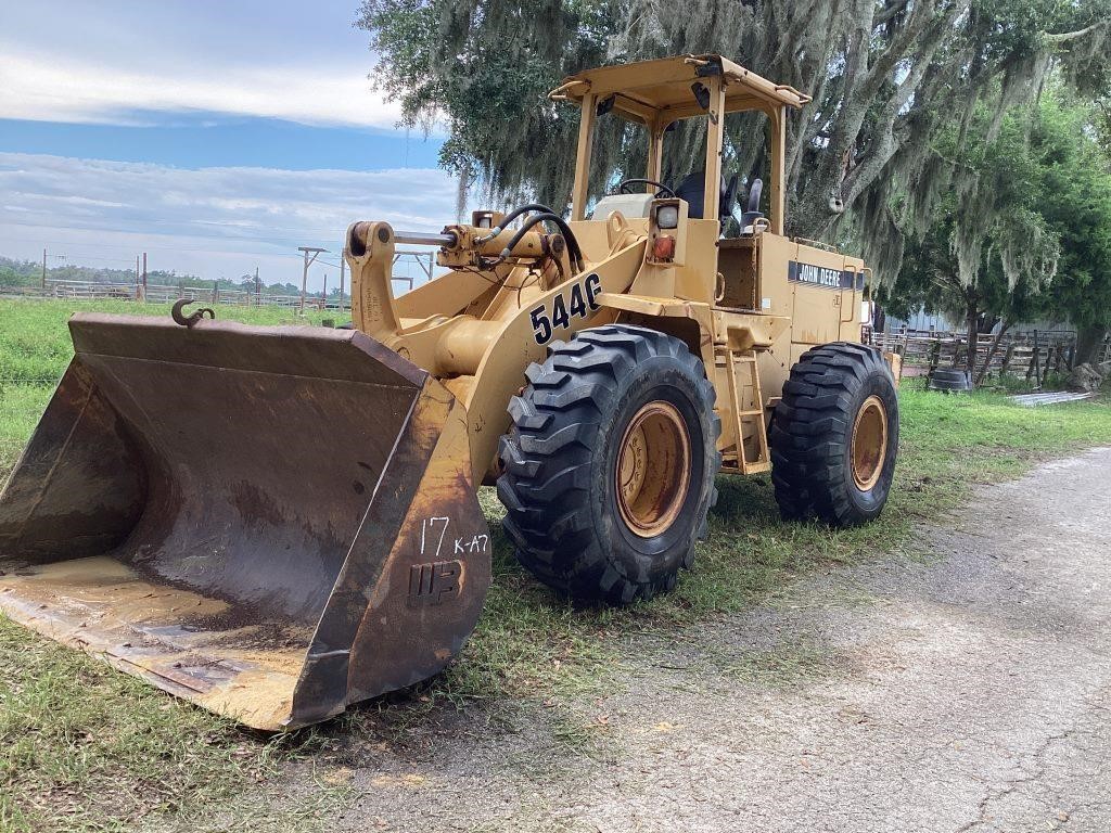 JD 544G Payloader- KEY A-7