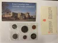 Canadian 1977 Coin Set-Mint-P.L