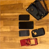 Lot of Mixed Apple iPhones, iPod & Cases