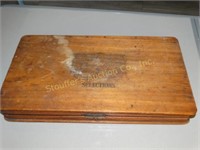 Vintage Wood Havana Cigar Box w/sewing supplies