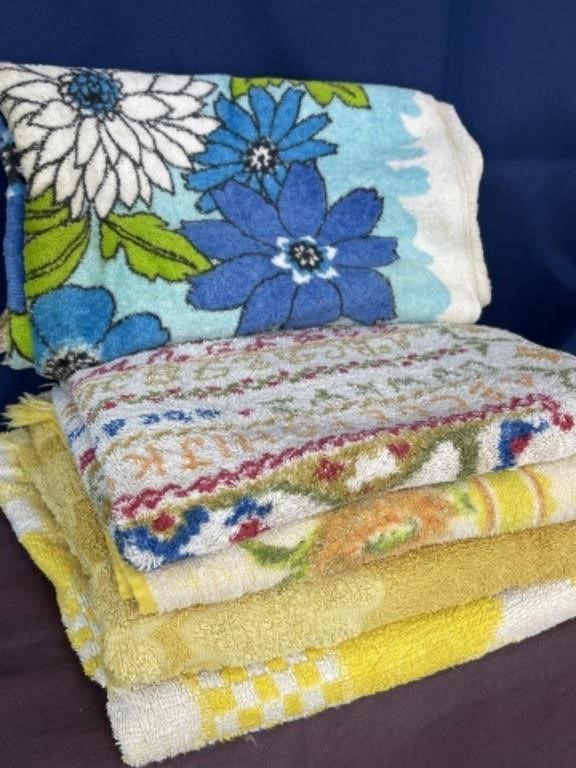 Vintage bath towel lot