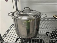 S/S Stock Pot w/ Lid - 9 x 7