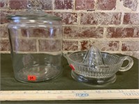 Glass Lot (jar And Juicer