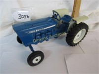 Ford 4600 Tractor