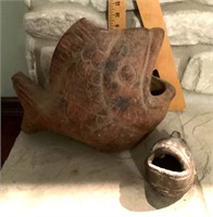 2 terra-cotta fish