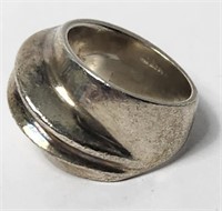 Heavy Sterling Silver Ring Size 5.5 VTG