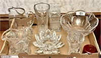 Large flat of crystal, vase, decanter,