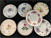 8 Pieces of collectible china