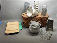 19" Picnic Basket & Kitchen Primitives