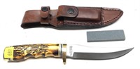Schrade Uncle Henry 153UH knife with leather