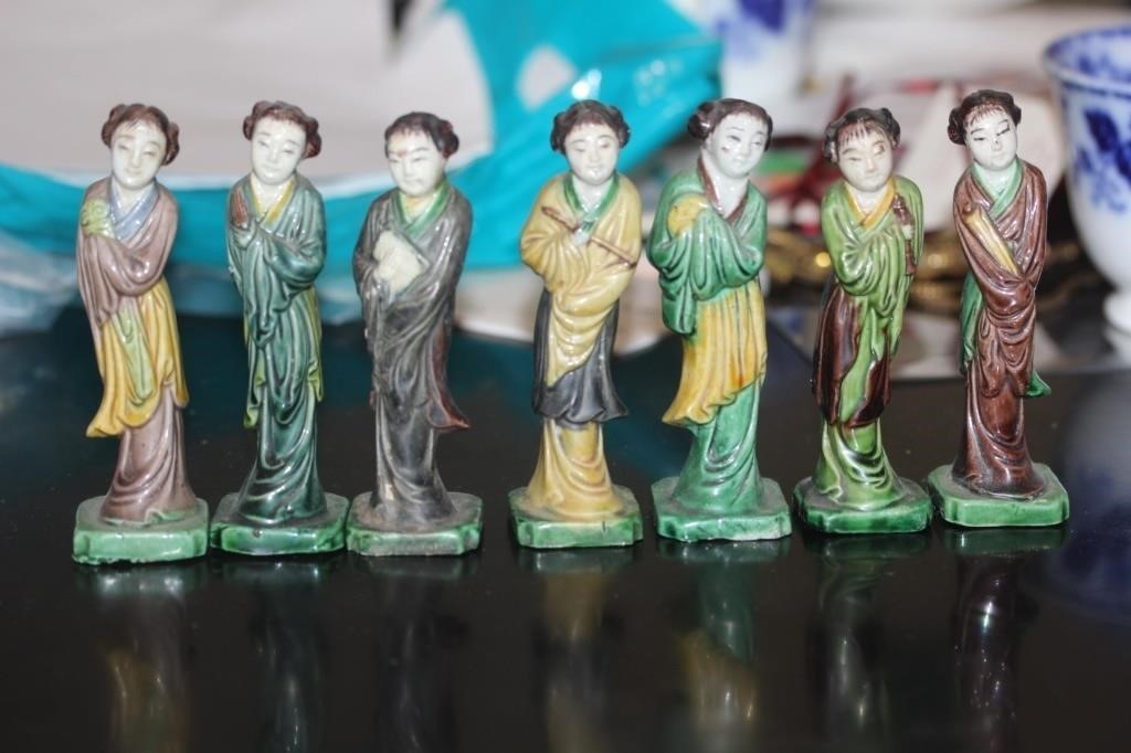 Antique Chinese Set of 7 Porcelain Beauties