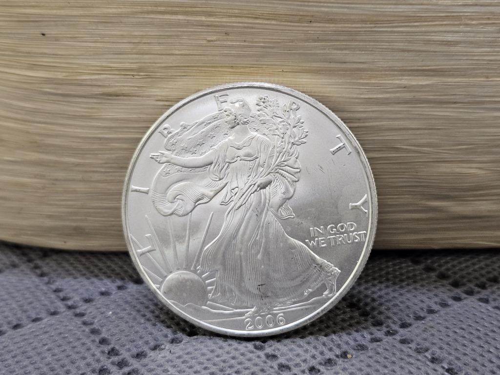 2006 AMERICAN SILVER EAGLE, UNC