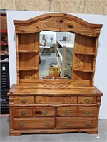 Vaughan Basset Oak Hutch