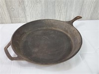 HUGE Lodge cast iron pan
