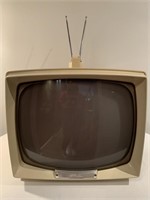 Vintage Silvertone 1960's TV