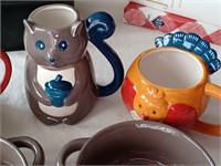 Lo of cute fall mugs & bowls
