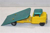 1950'S STRUCTO TILT BED TRUCK 20" GOOD CONDITION