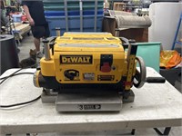 DeWalt 13 in thickness planer tested ok 200532-CT