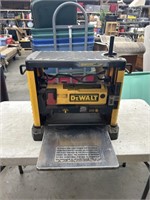 DeWalt 12 1/2 thickness planer tested ok