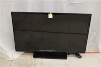 32" Insignia Tv w/ Remote ~ Powers On