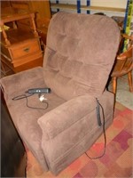 Electric Lift Chair, Like New Condition